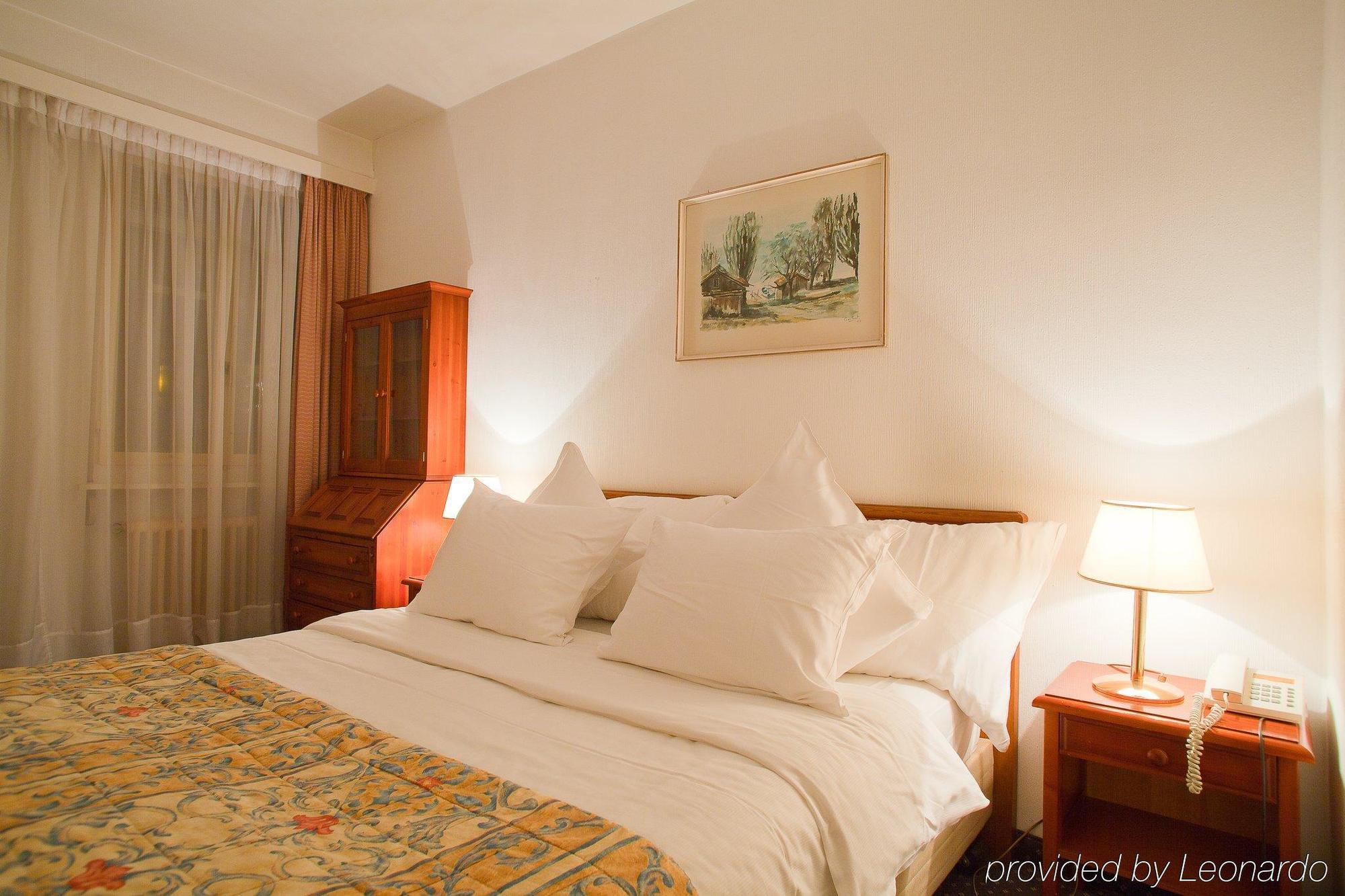Hotel Sagitta Женева Стая снимка