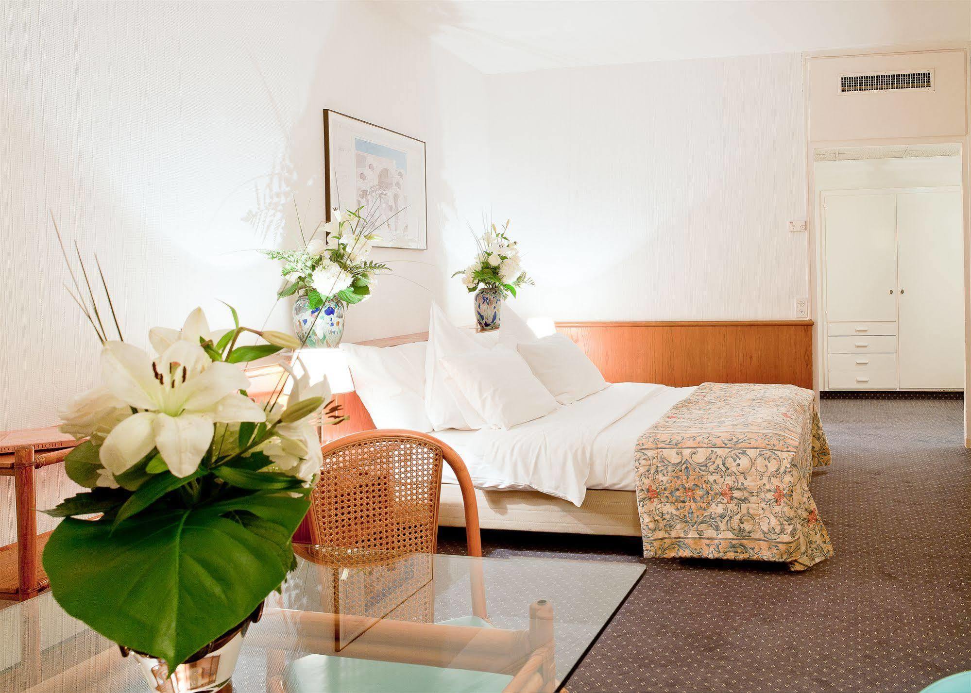 Hotel Sagitta Женева Екстериор снимка