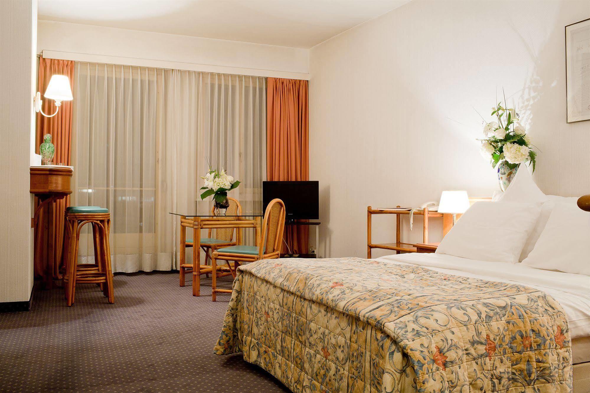 Hotel Sagitta Женева Екстериор снимка